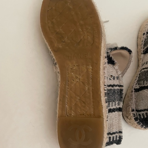 Chanel striped toile “cc” high top espadrilles - Picture 6 of 11